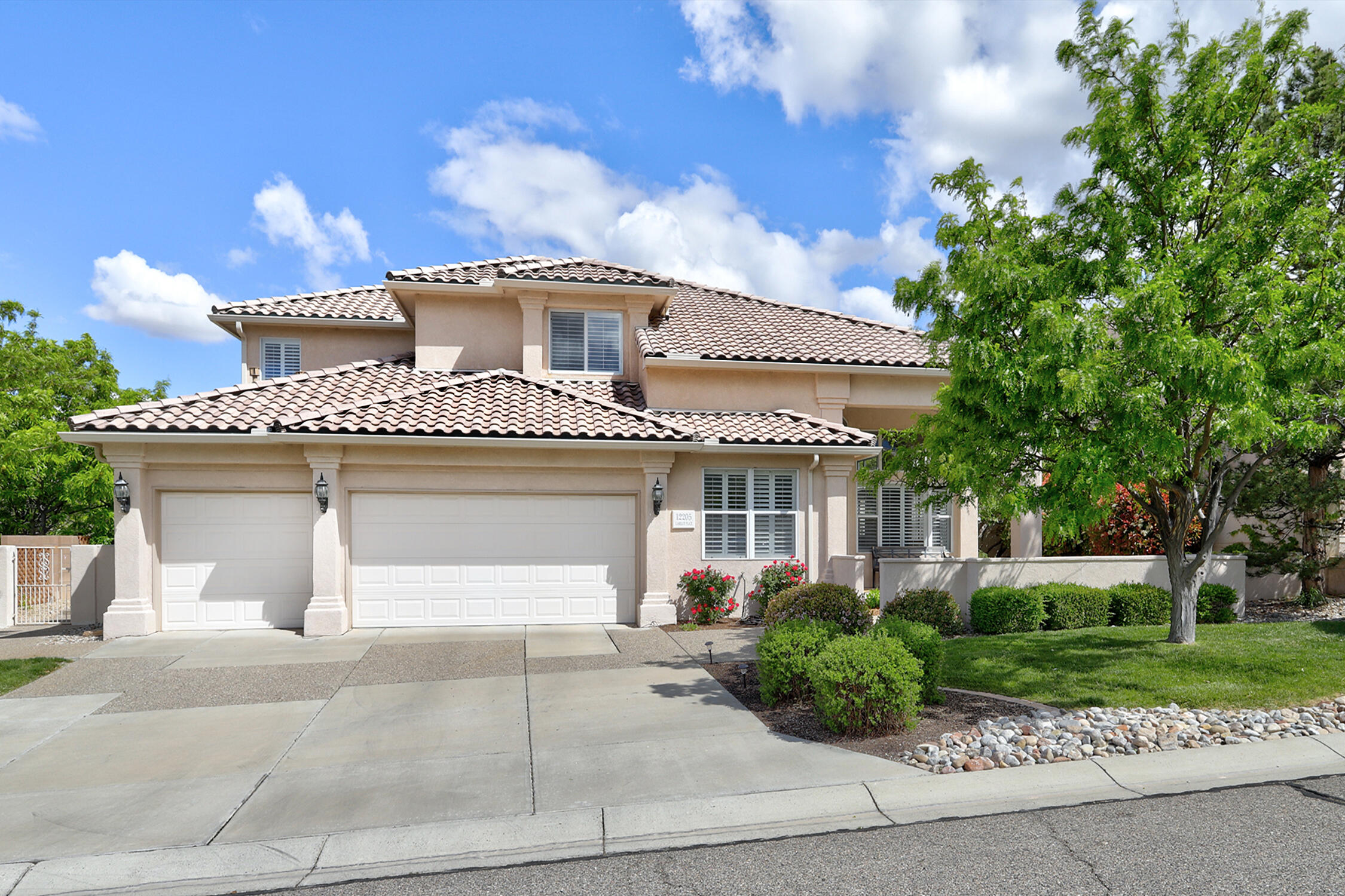12205 Camelot Place, Albuquerque NM 87122