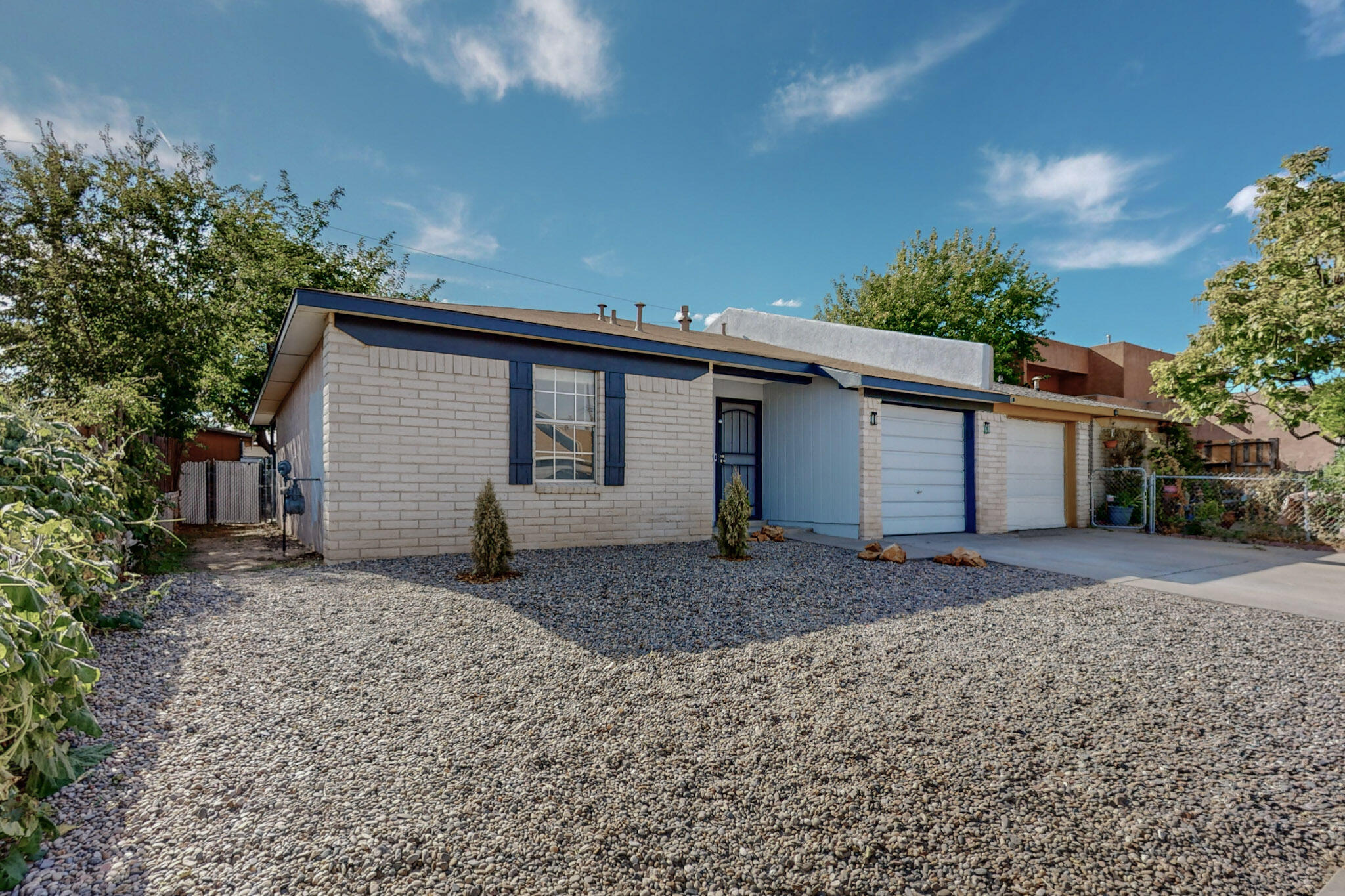 221 Avalon Place, Albuquerque NM 87105